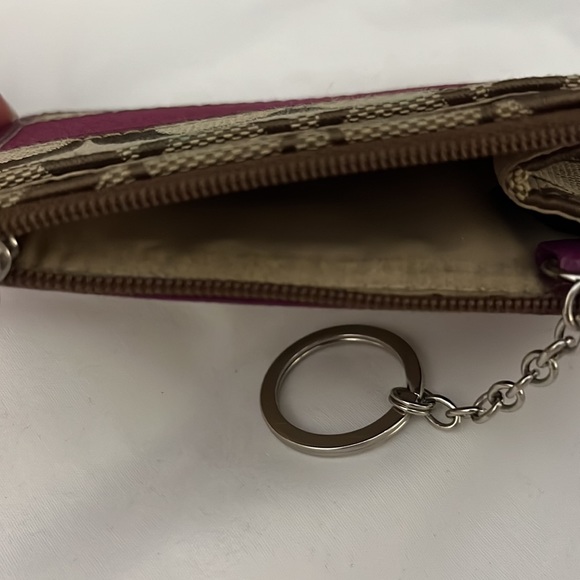 Coach ID holder keychain - Picture 3 of 4